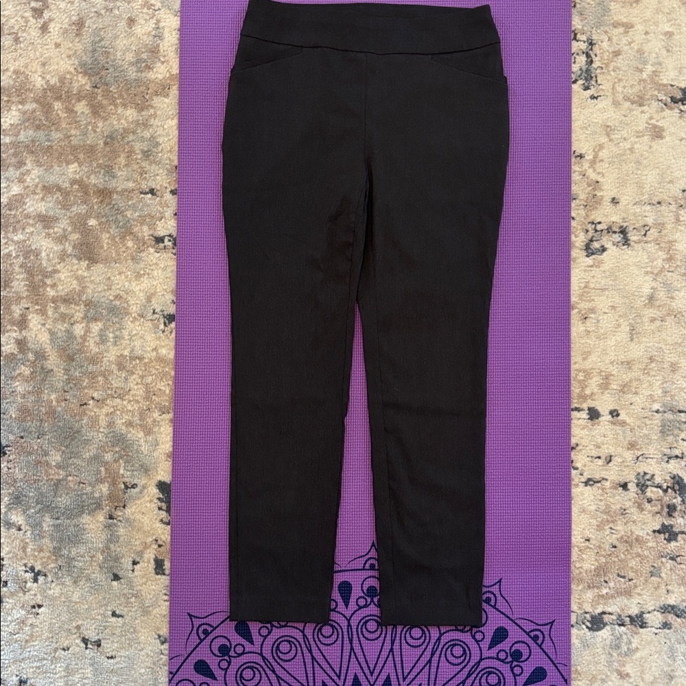 Chico's Women’s charcoal pull on pants size 0